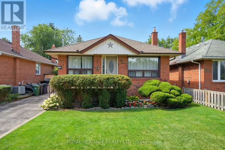 33 WILLOWHURST CRESCENT, Toronto (Wexford-Maryvale), Ontario M1R3R7