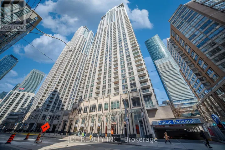 1001 - 761 BAY STREET, Toronto (Bay Street Corridor), Ontario M5G2R2