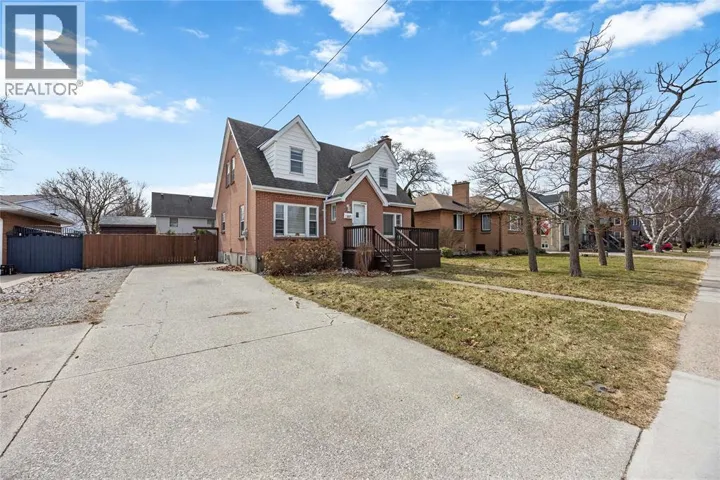 617 CATHCART BOULEVARD, Sarnia, Ontario N7V2N1