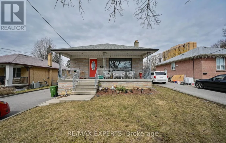 LOWER LEVEL - 24 LONEY AVENUE, Toronto (Downsview-Roding-CFB), Ontario M3L1E9