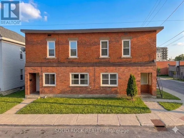 228 LEBRETON STREET N, Ottawa, Ontario K1R7J3