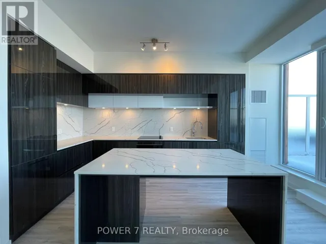 916 - 6 DAVID EYER ROAD, Richmond Hill, Ontario L4S0N5