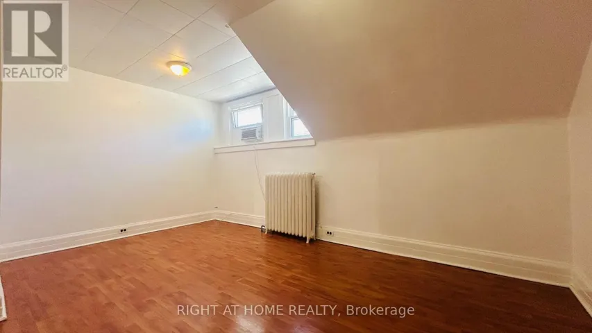 2 - 60 LONG BRANCH AVENUE, Toronto (Long Branch), Ontario M8W3J2