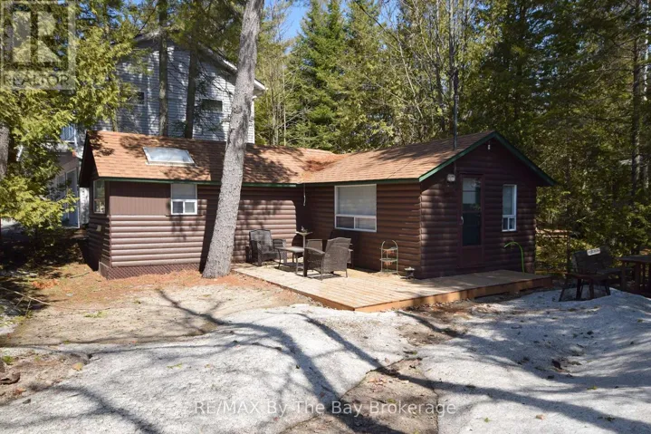 465 BLUEWATER LANE, Wasaga Beach, Ontario L9Z2P4