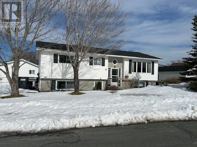 17 Tweedsmuir Place, Mount Pearl, Newfoundland & Labrador A1N2L7