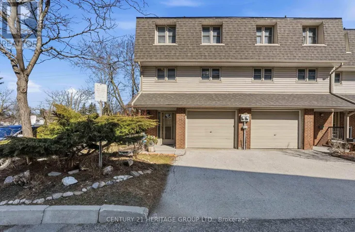 40 - 24 PURPLE SAGEWAY, Toronto (Hillcrest Village), Ontario M2H2Z5