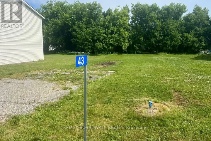 43 KING STREET, Montague, Ontario K7A3E2