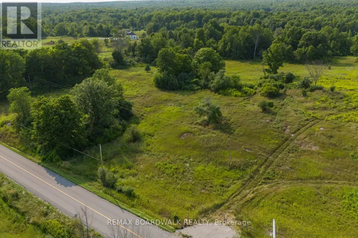 816 BENNETT LAKE ROAD, Tay Valley, Ontario K0G1A0