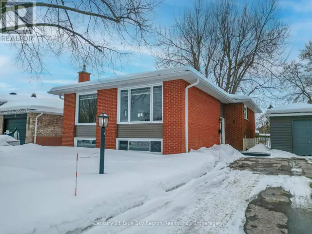 5 KNOX COURT, North Bay (Ferris), Ontario P1A2P6