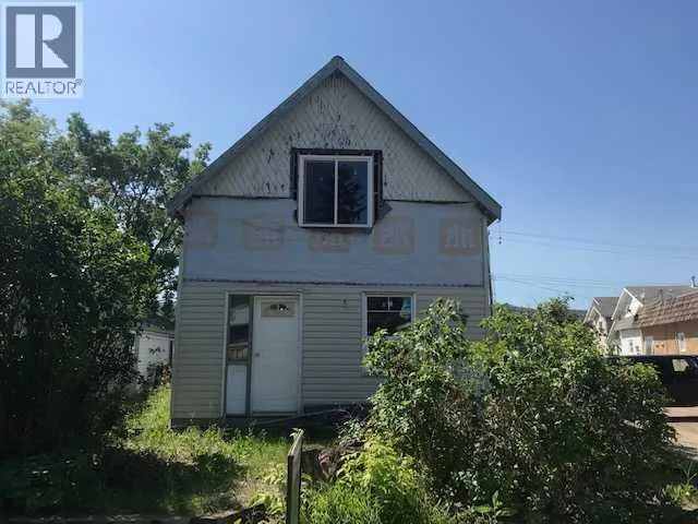 10306 101 Street, Peace River, Alberta T8S1K1