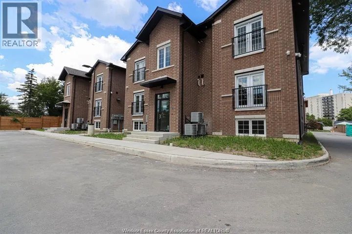 233 WATSON Unit# 305, Windsor, Ontario N8S3R8