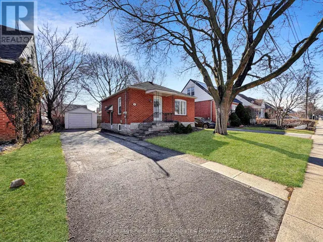 181 EAST 13TH STREET, Hamilton (Inch Park), Ontario L9A3Z6