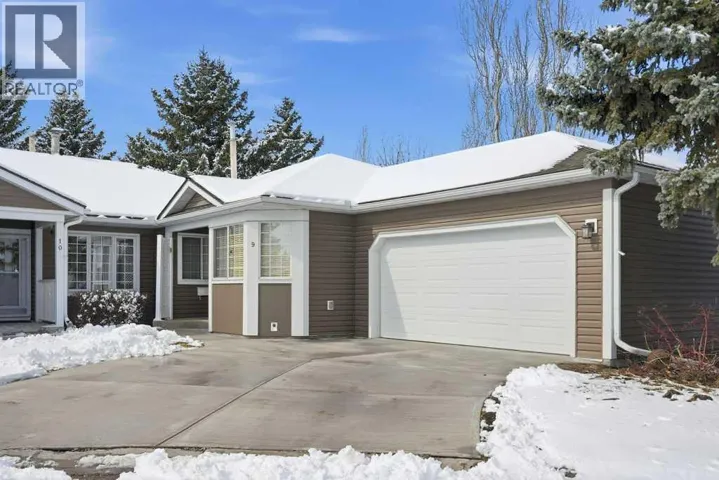 9 Douglasbank Gardens SE, Calgary, Alberta T2Z2C9