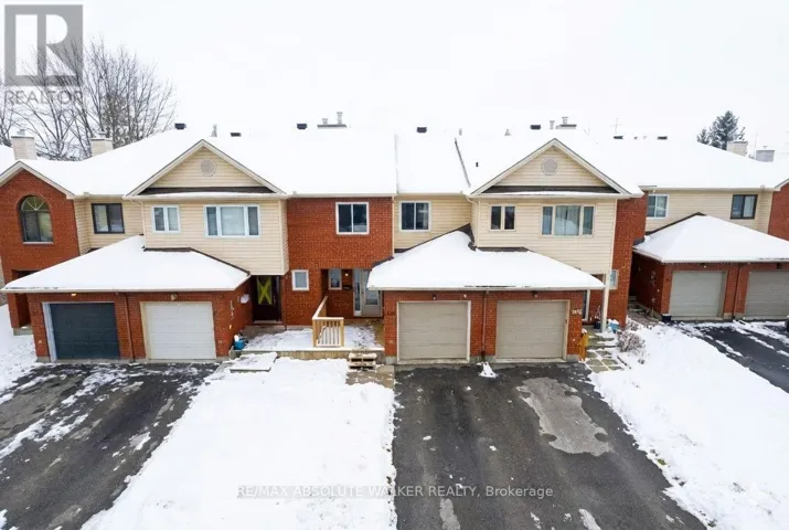 108 CEDAROCK DRIVE, Ottawa, Ontario K2M2H5