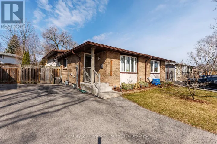 3859 PANAMA COURT, Niagara Falls (Church's Lane), Ontario L2J3Z8
