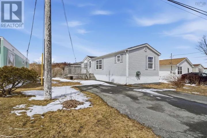 32 Pine Street, Eastern Passage, Nova Scotia B3G1A9
