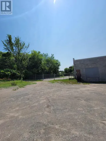 C - 201 BAY STREET, Midland, Ontario L4R1M9