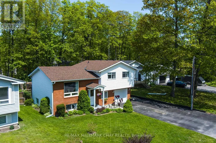 15 OAKTREE COURT, Wasaga Beach, Ontario L9Z2S3