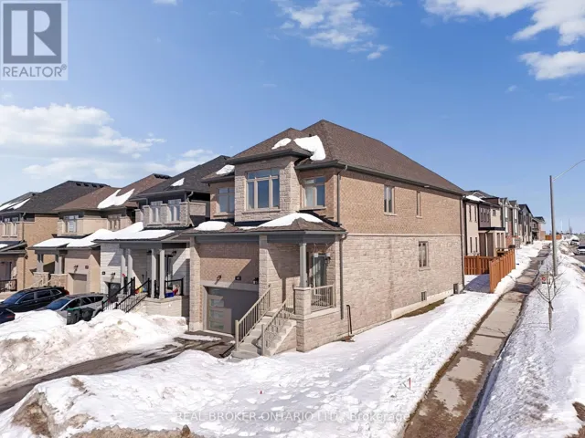 48 BARNYARD TRAIL, Barrie, Ontario L9J0C2