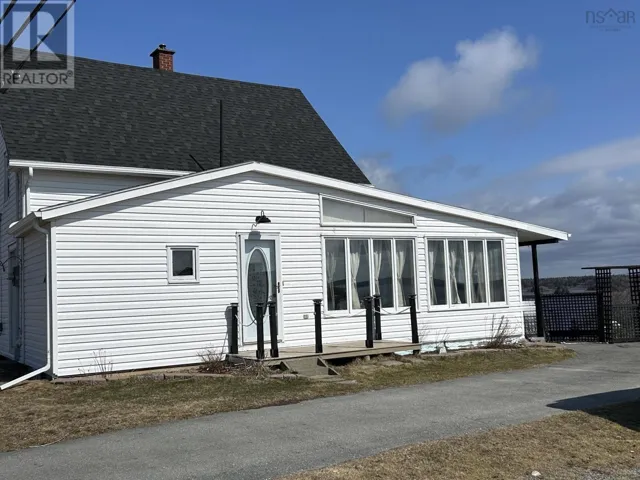637 Highway 335, West Pubnico, Nova Scotia B0W3S0