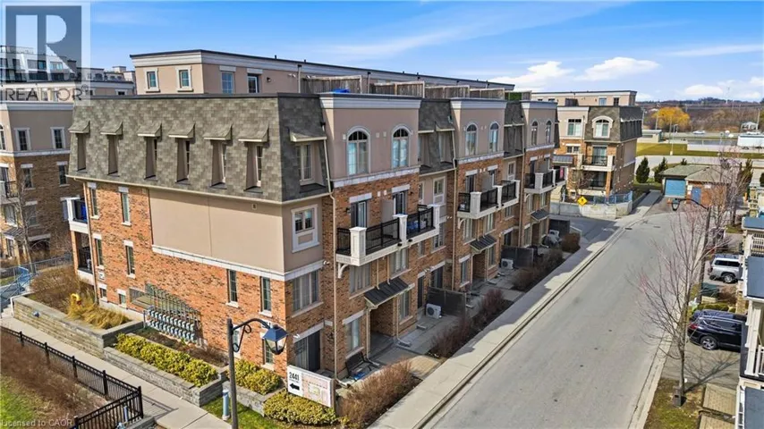 2441 GREENWICH Drive Unit# 106, Oakville, Ontario L6M0S4