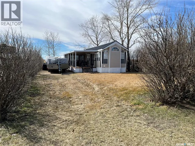 2 Bonneau AVENUE, Gravelbourg Rm No. 104, Saskatchewan S0H1X0