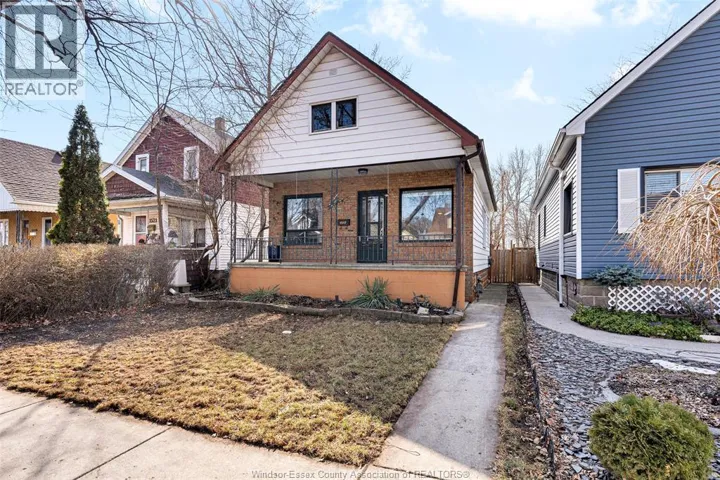 1517 GLADSTONE AVENUE, Windsor, Ontario N8X1Z3
