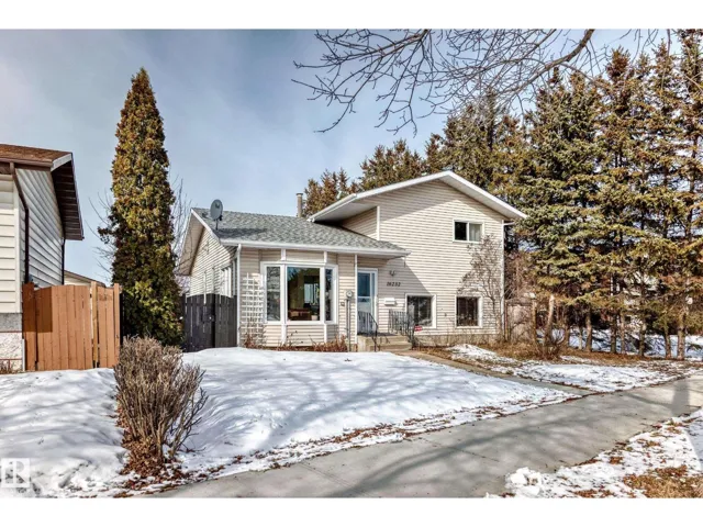 16232 100 ST NW, Edmonton, Alberta T5X4R7