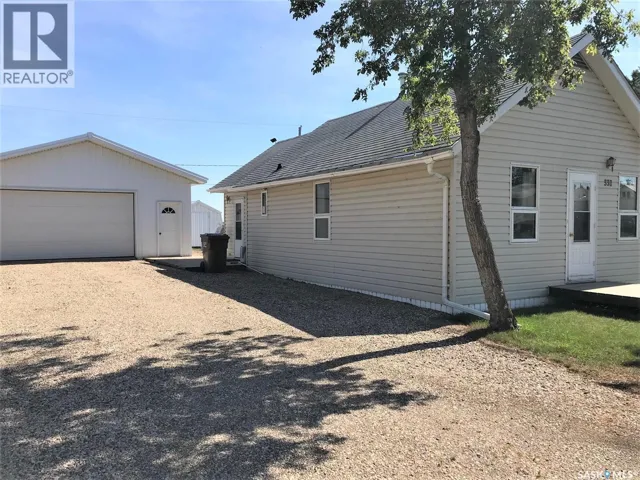 332 Ruttle AVENUE, Kinistino, Saskatchewan S0J1H0