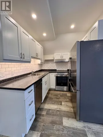 19 CAMBRIDGE STREET S, Kawartha Lakes (Lindsay), Ontario K9V3B7