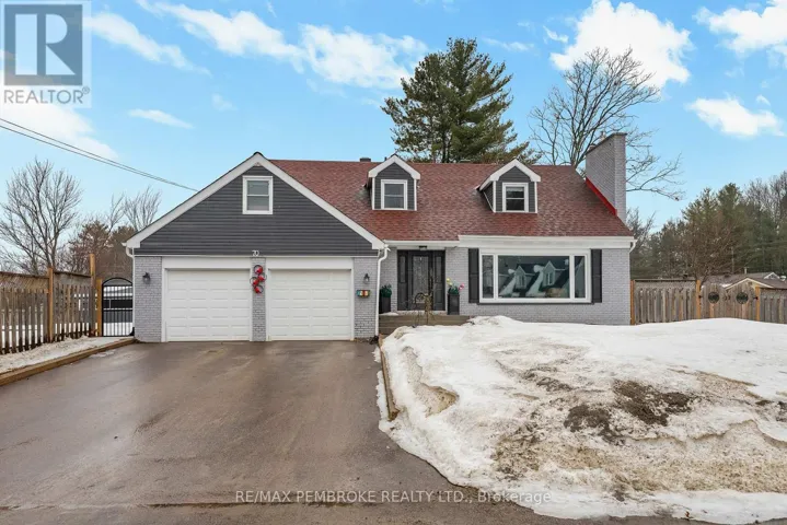 70 MARY STREET, Petawawa, Ontario K8H1S3