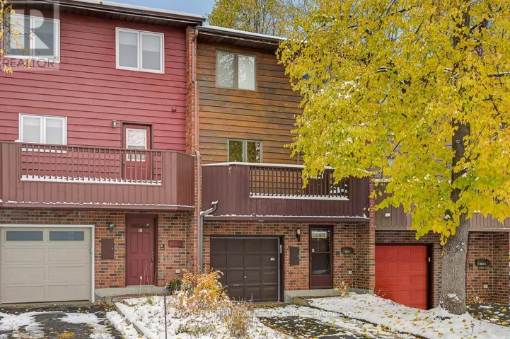 16 OAKLEY AVENUE, Ottawa, Ontario K2B6M6