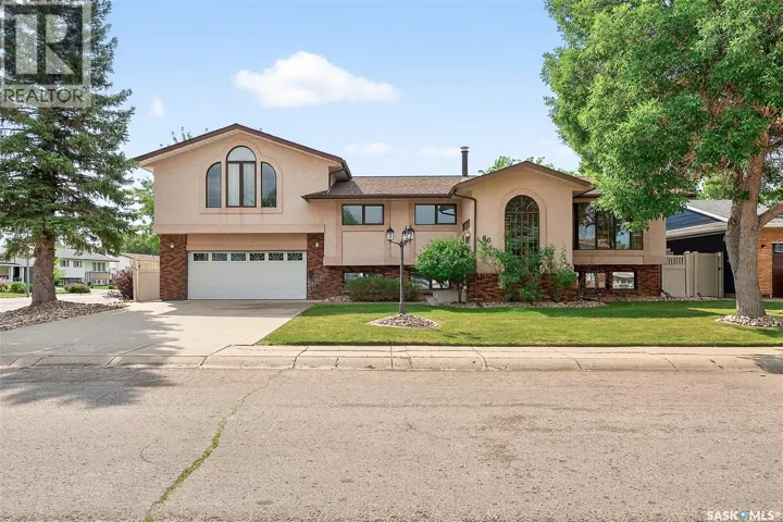 80 Bluebell CRESCENT, Moose Jaw, Saskatchewan S6J1A2
