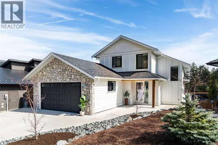 9386 Lakefront Rise, Lake Cowichan, British Columbia V0R2G1