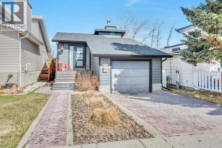 7704 46 Avenue NW, Calgary, Alberta T3B1Y2