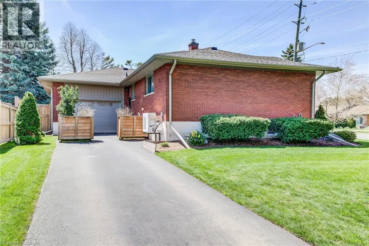 213 UNION Street E Unit# lower, Waterloo, Ontario N2J1C9