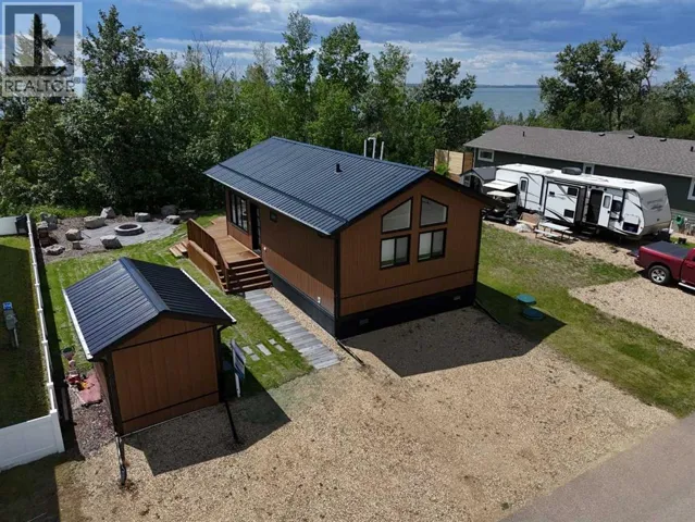 111, 41310 Range Road 282, Rural Lacombe County, Alberta T4L2N3