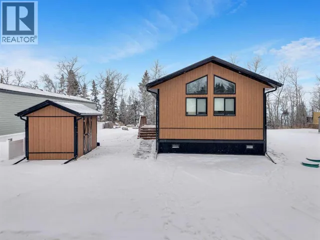 111, 41310 Range Road 282, Rural Lacombe County, Alberta T4L2N3