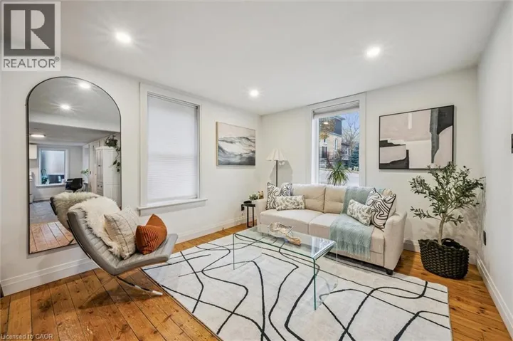 20 BERGEY Street, Cambridge, Ontario N3C1P6