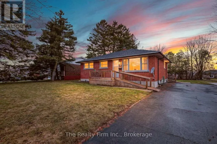 10 CHISHOLM DRIVE, Ingersoll (Ingersoll - South), Ontario N5C2C4