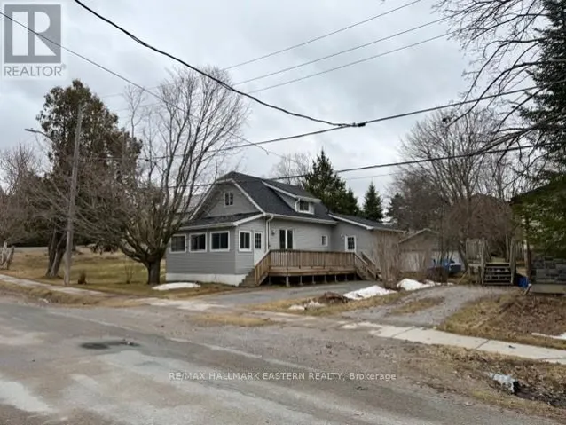 23 COLBOURNE STREET W, Selwyn, Ontario K0L2H0