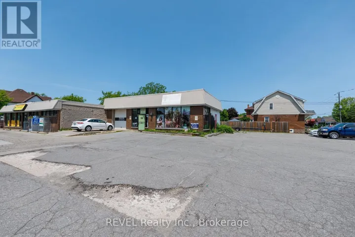 4957 BRIDGE STREET, Niagara Falls (Downtown), Ontario L2E2S4