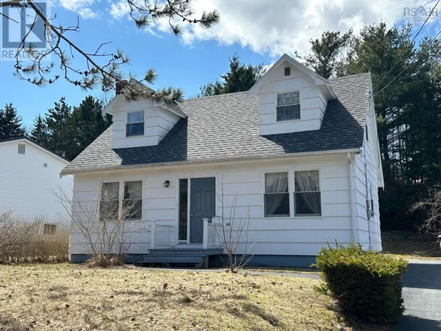 24 Crowell Street, Liverpool, Nova Scotia B0T1K0