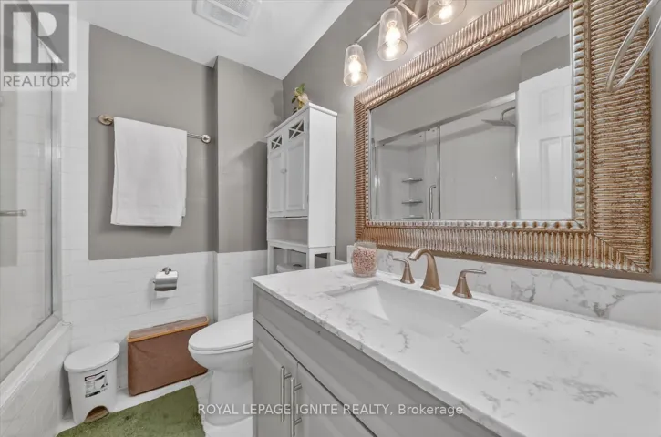 56 - 2 DAILING GATE, Toronto (Malvern), Ontario M1B1Z8