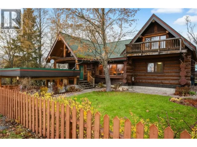 2266 Fifth Avenue, Rossland, British Columbia V0G1Y0