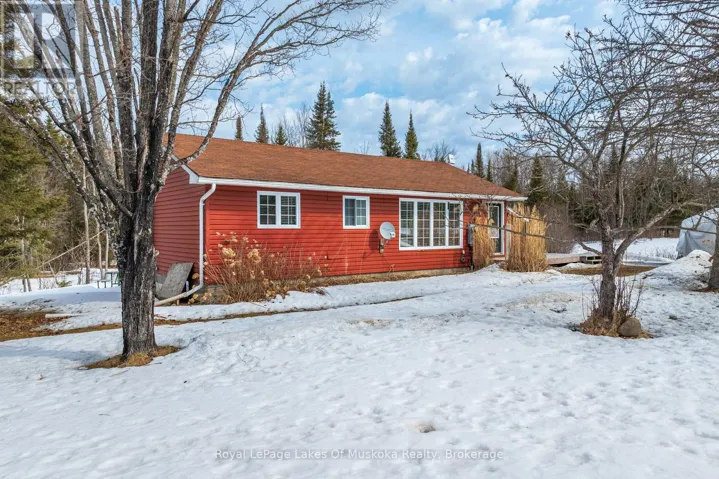 1 CHRISTOPHER LANE, Armour, Ontario P0A1C0