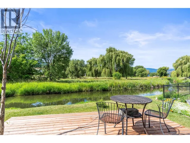 2727 Lakeshore Road Unit# 101, Vernon, British Columbia V1H1X5