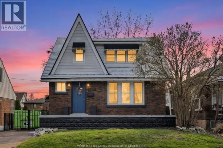 2230 HALL, Windsor, Ontario N8W2L7