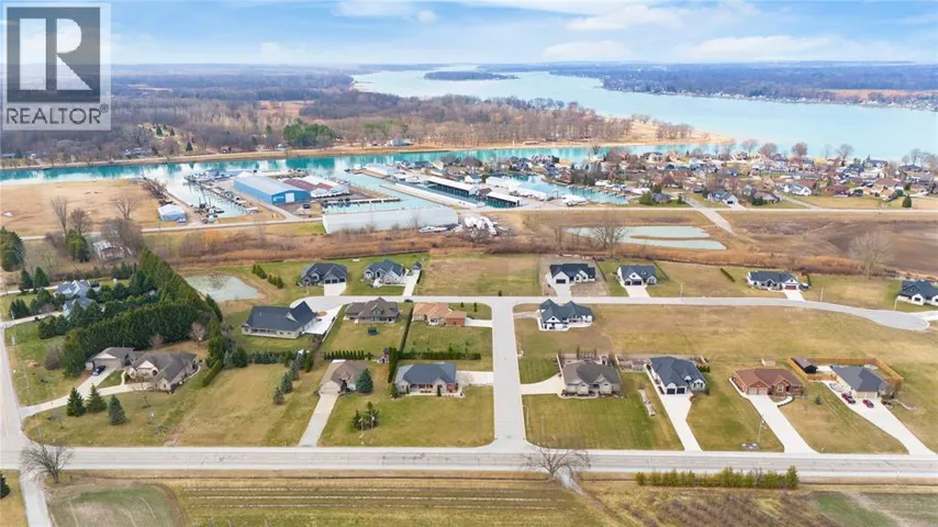 22 TYLER DRIVE, Port Lambton, Ontario N0P1B0