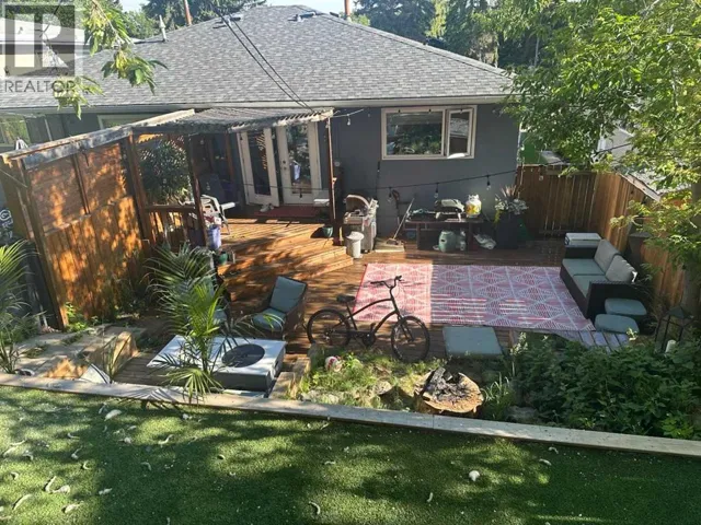 1331 Rosehill Drive NW, Calgary, Alberta T2K1M3